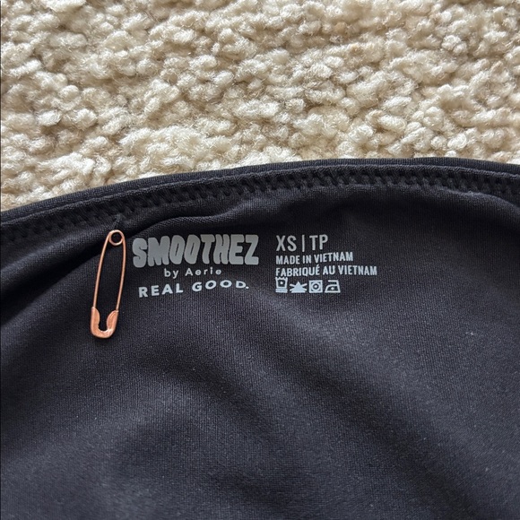 AE Square Neck Long Sleeve T Shirt - Picture 6 of 6